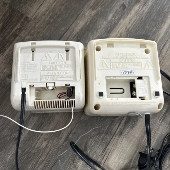 2 Vintage Sony Dream Machine AM/FM Radio Alarm Clock Model ICF-C120/C121 TESTED - Picture 3 of 6